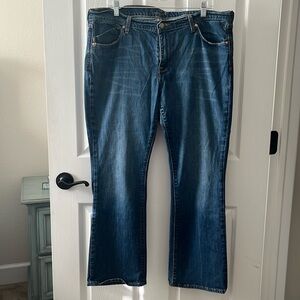 Old Navy bootcut jeans. Great condition, size 16 short .